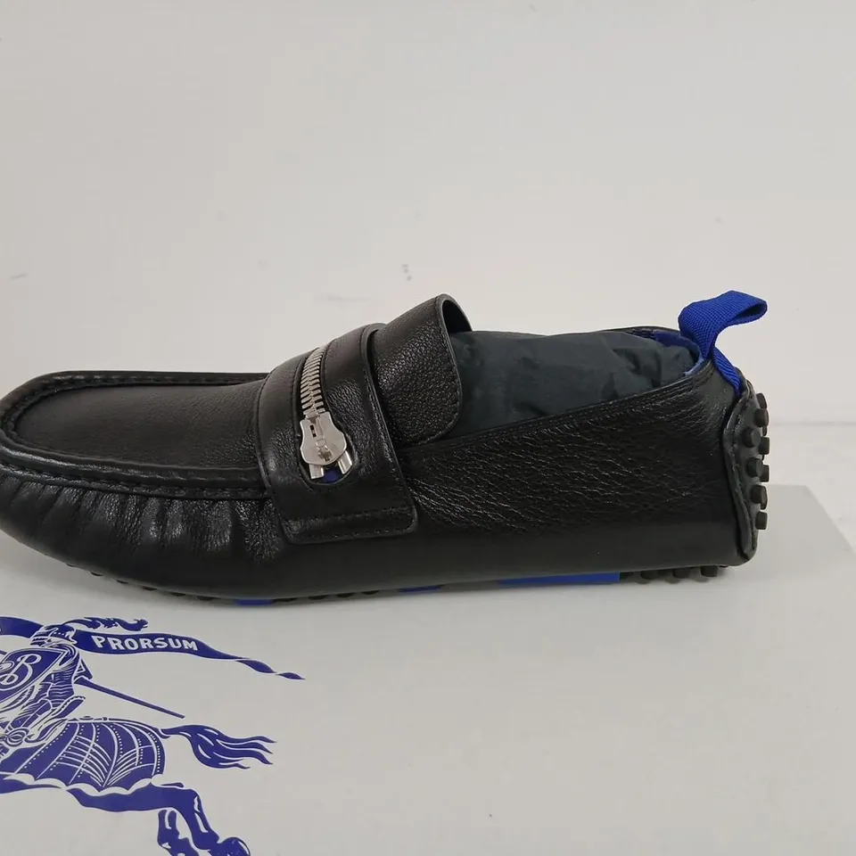 BURBERRY LEATHER SLIP-ON LOAFERS – BLACK, UK 7 (EUR 41)