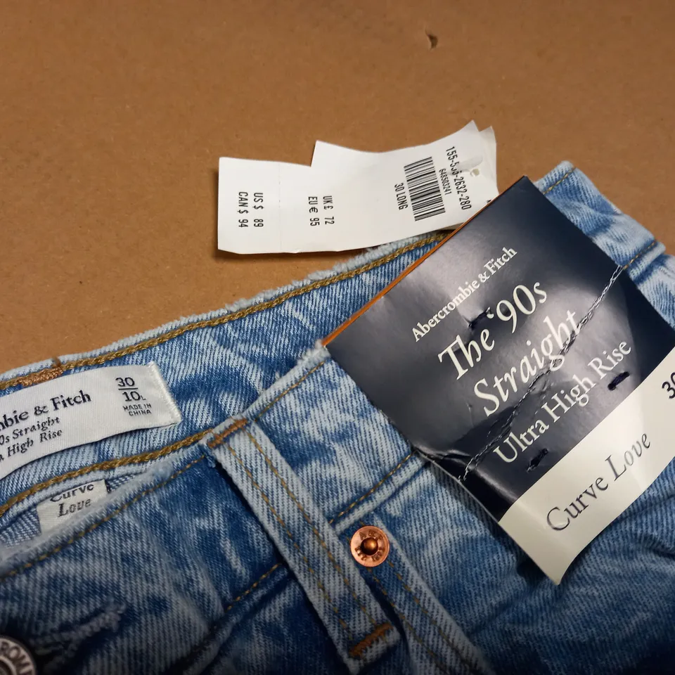 ABERCROMBIE & FITCH THE 90'S STRAIGHT HIGH RISE JEANS - 30 10L