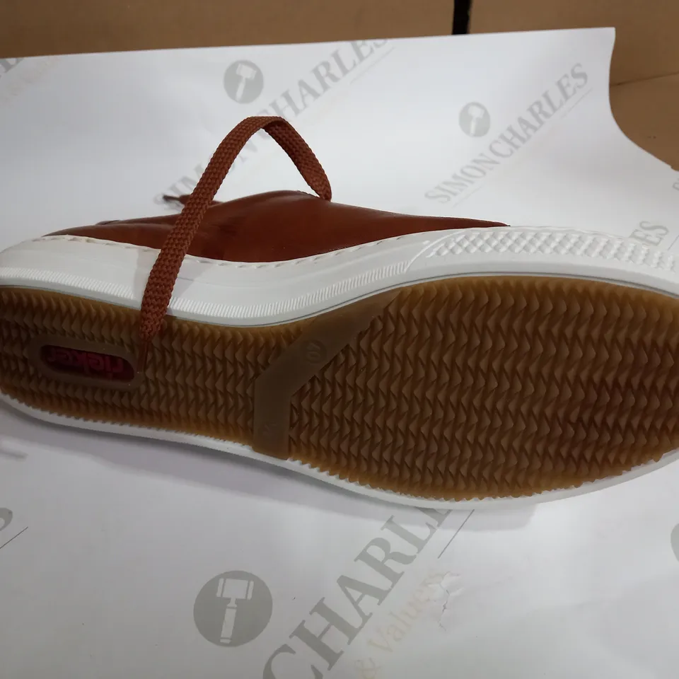 RIEKER SIDE ZIP TRAINERS IN BROWN SIZE 6.5 
