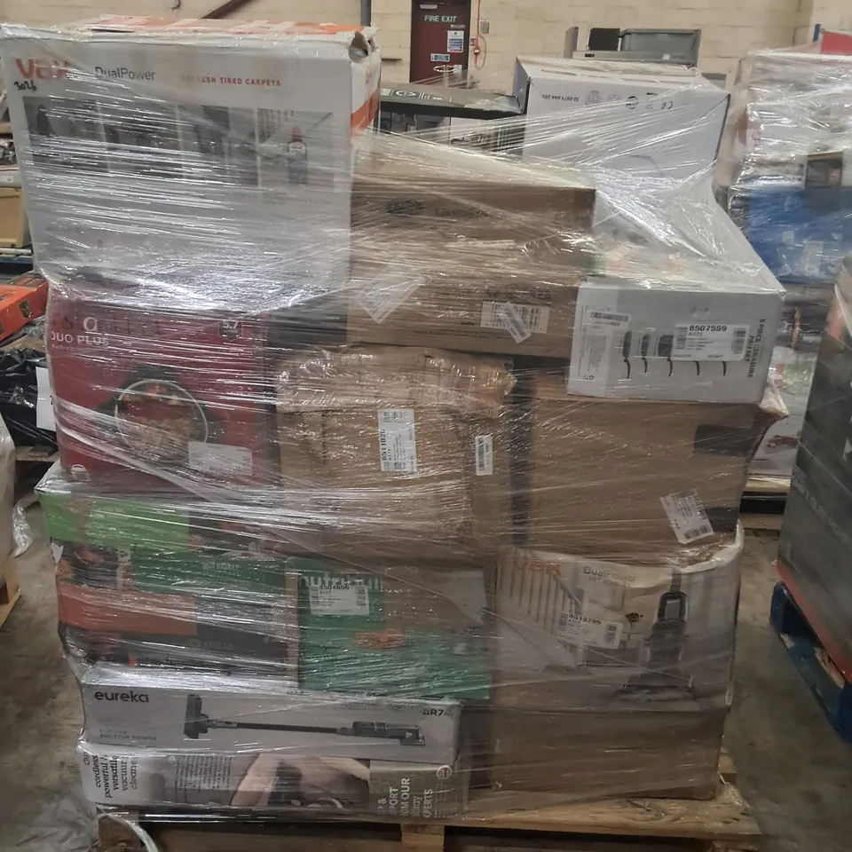 PALLET OF APPROXIMATELY 25 UNPROCESSED RAW RETURN HOUSEHOLD AND ELECTRICAL GOODS TO INCLUDE;