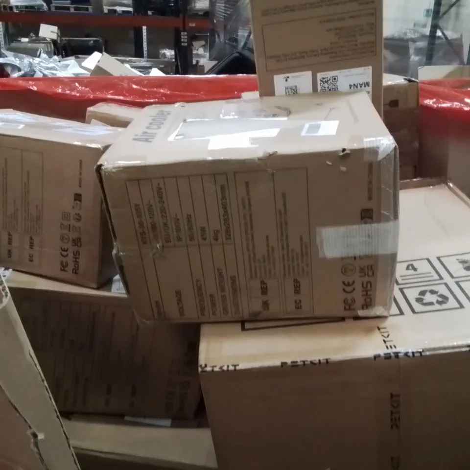 PALLET OF ASSORTED HOUSEHOLD GOODS AND PRODUCTS TO INCLUDE;AIR COOLER,CAT LITTER BOX,SERVING TRAYS