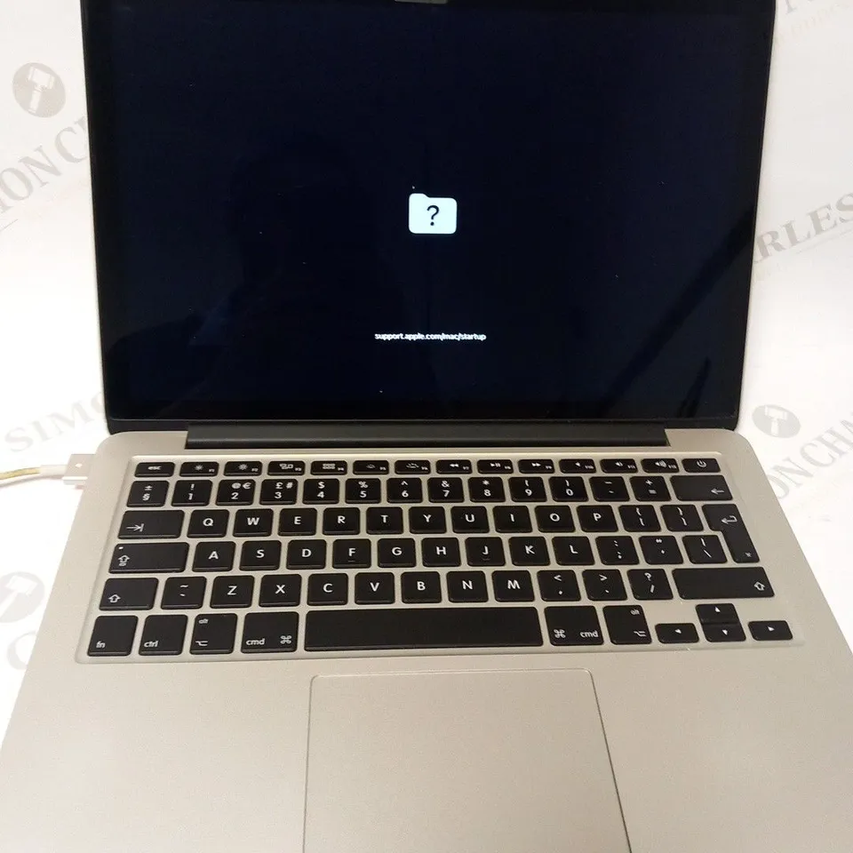 APPLE MACBOOK PRO (A1502 EARLY 2015)