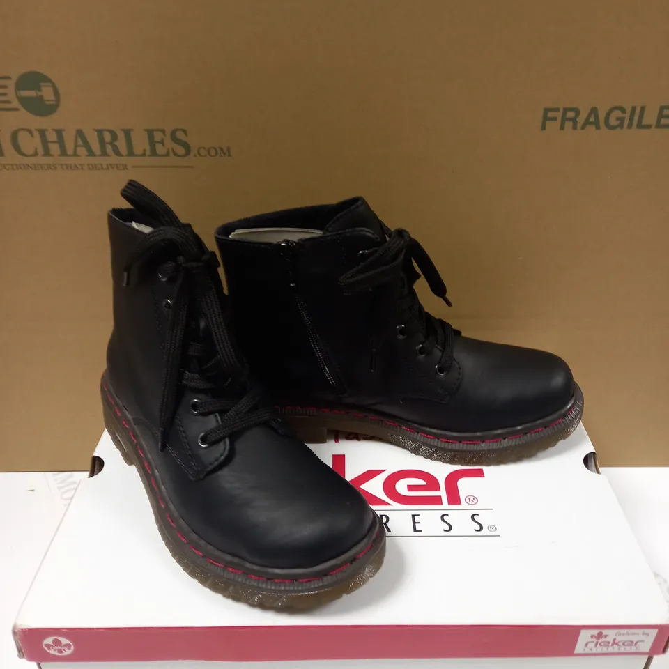 RIEKER LACE ANKLE BOOTS BLACK - SIZE 5