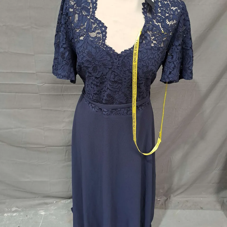 DOUBLE SECOND LACE TIE WAIST DRESS IN NAVY SIZE 16