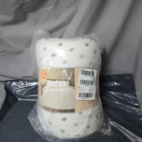 CATHERINE LANSFIELD COSY SPOT DUVET SET DOUBLE