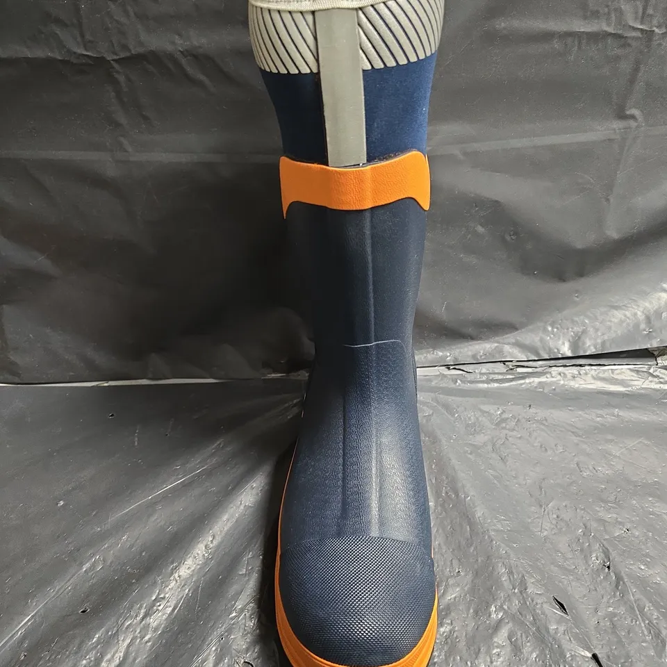 ROCKFALL SILT RF290 SAFETY BOOTS – NAVY & ORANGE, SIZE 11