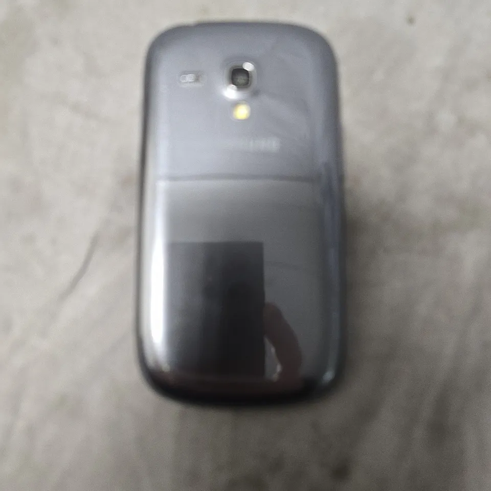 SAMSUNG GALAXY S III MINI GT-I8190N