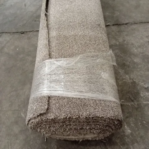 ROLL OF QUALITY CALM TWIST LINED OAK CARPET // APPROX SIZE: 2.4 x 5m