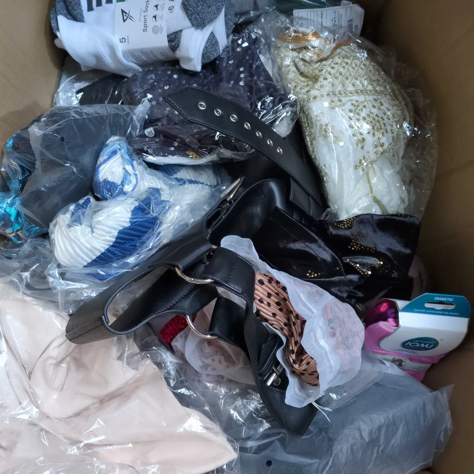 BOX OF APPROXIMATELY 20 ASSORTED CLOTHING ITEMS TO INCLUDE DRESS, JACKET, SOCKS, ETC