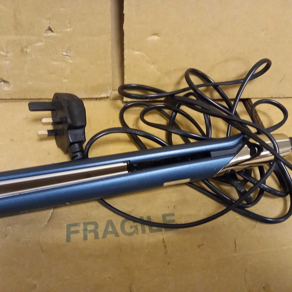 REMINGTON HAIR STRAIGHTENER 