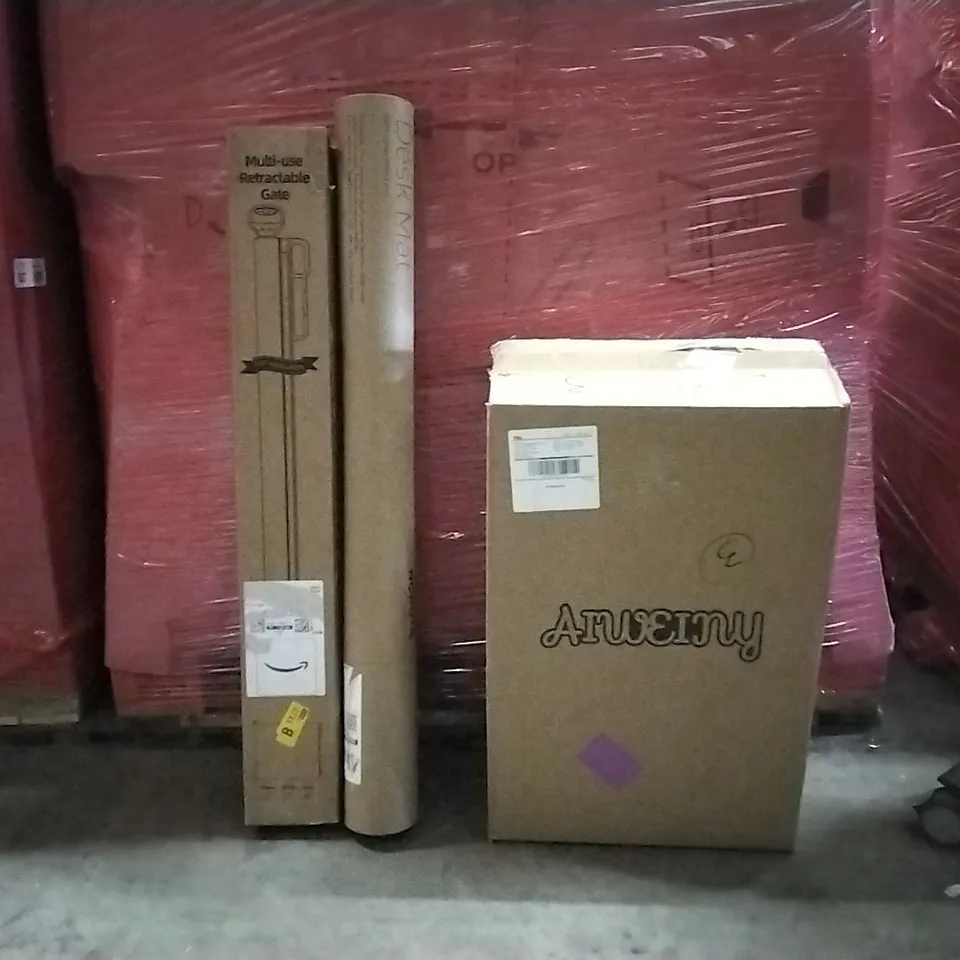 PALLET OF ASSORTED PRODUCTS AND HOUSEHOLD GOODS TO INCLUDE;SUITCASE,DESK MATT,RETRACTABLE GATE