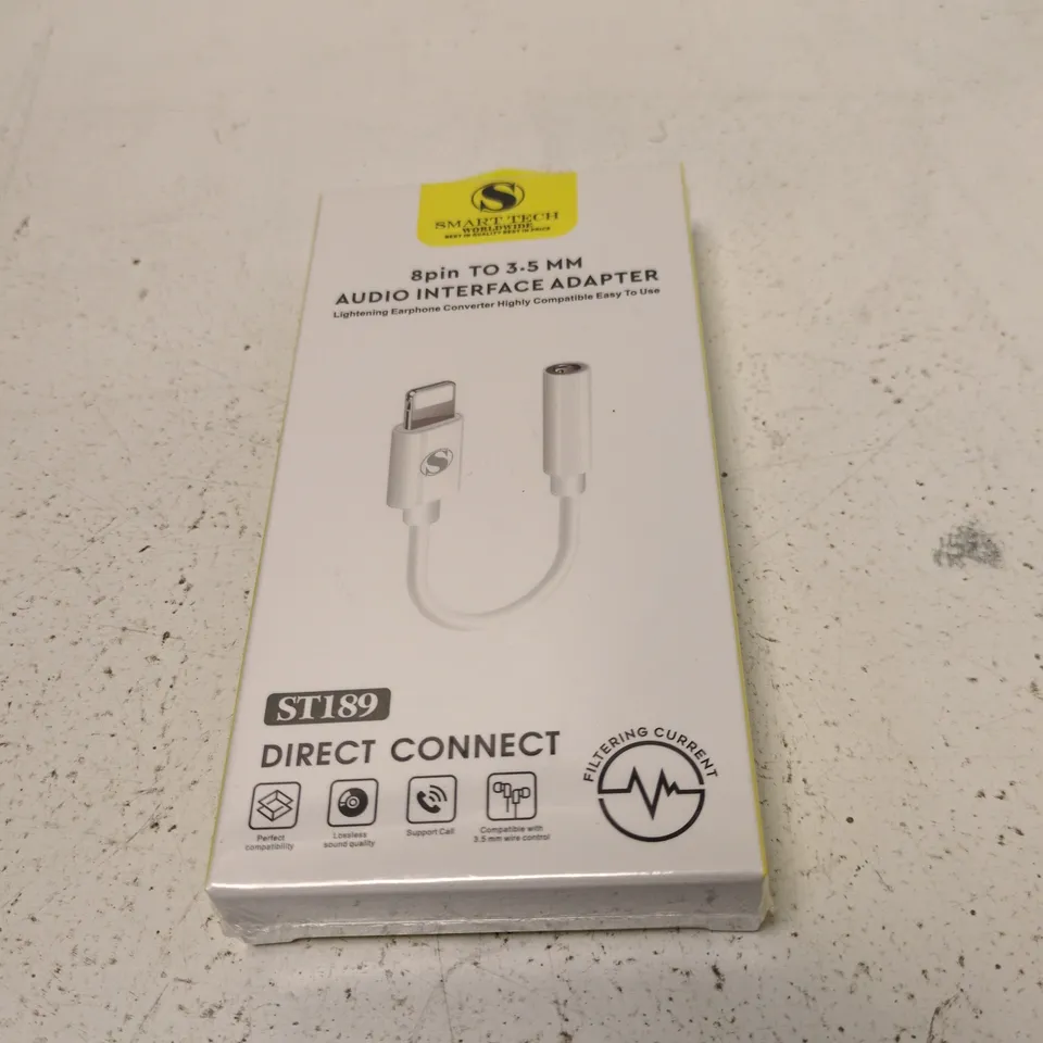 SMART TECH ST189 DIRECT CONNECT LIGHTNING TO 3.5MM AUDIO ADAPTER