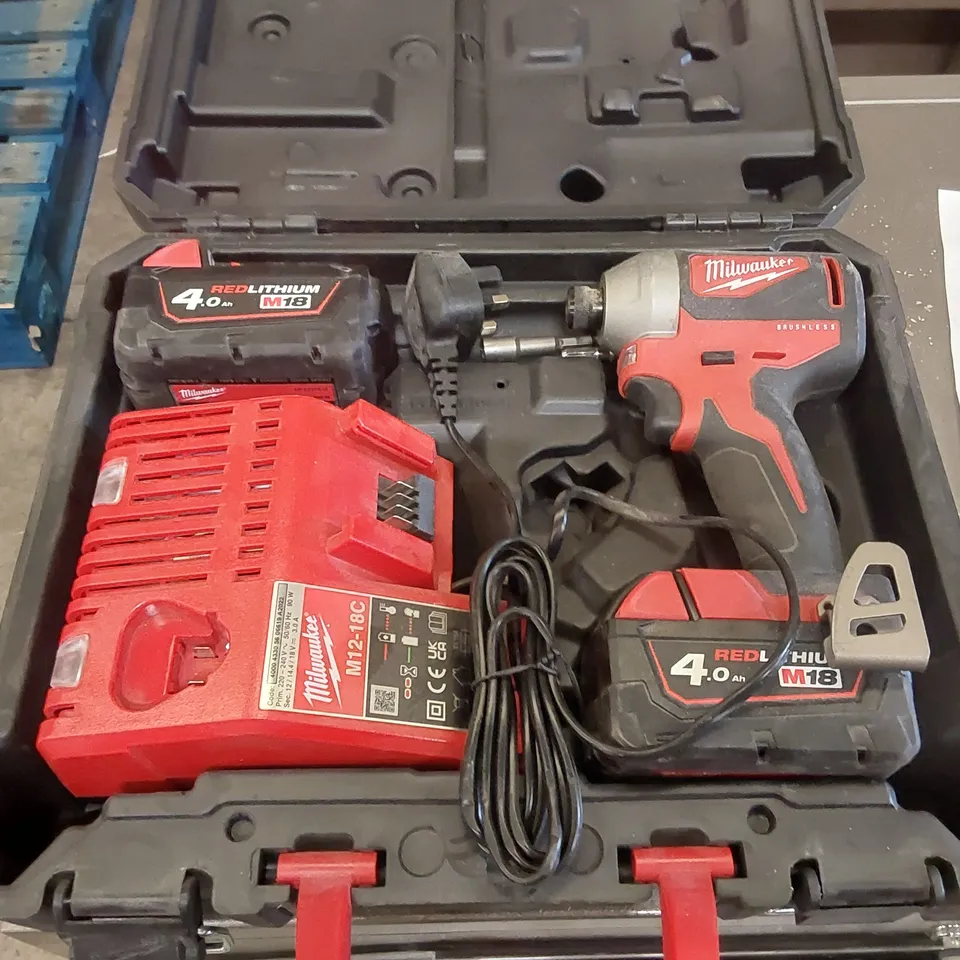 MILWAUKEE M18 CBLID-402C 18V 4.0AH LI-ION REDLITHIUM BRUSHLESS CORDLESS IMPACT DRIVER