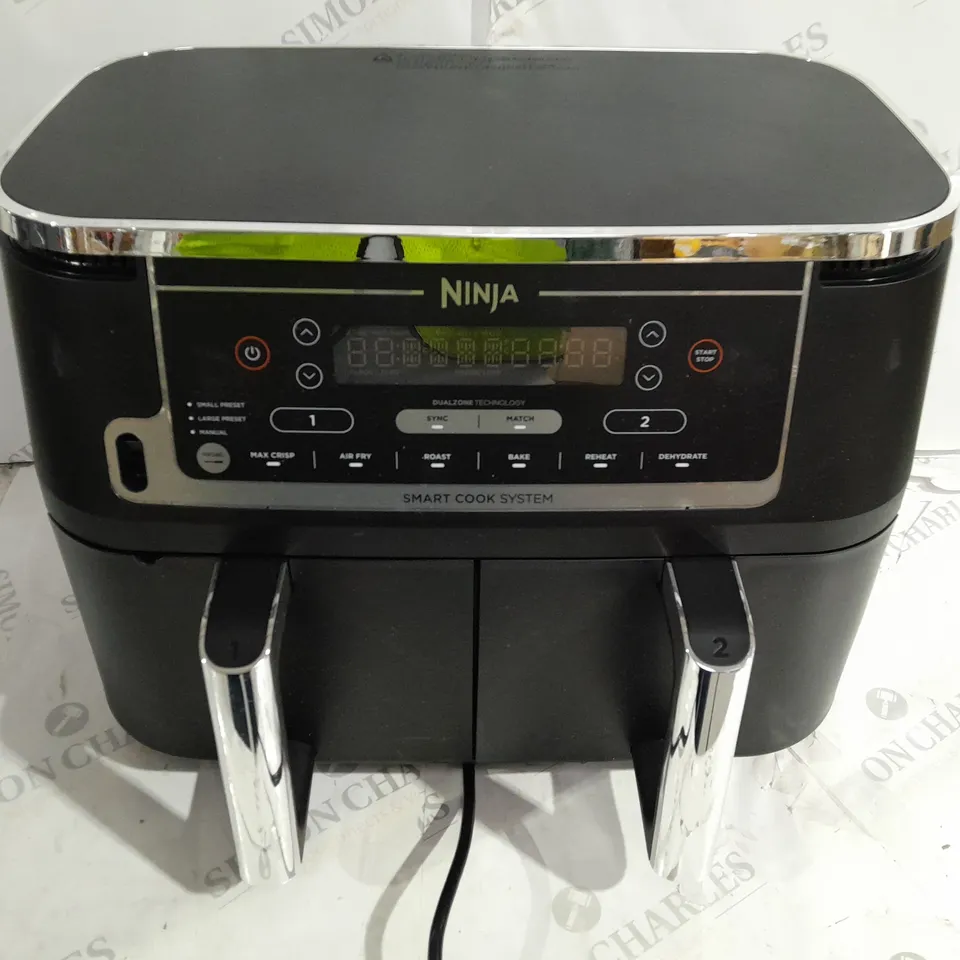 BOXED NINJA FOODI MAX 9.5L DUAL ZONE AIRFRYER AF451UK