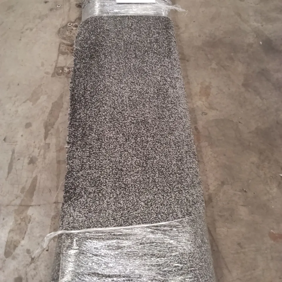 ROLL OF HILLSIDE GUNPOWDER GREY APPROX SIZE: 1.75M X 4M