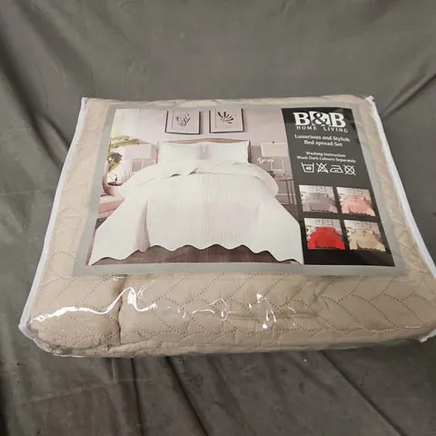 B&B Home Living Bed Spread Set – Beige Quilted Bedding (Boxed)