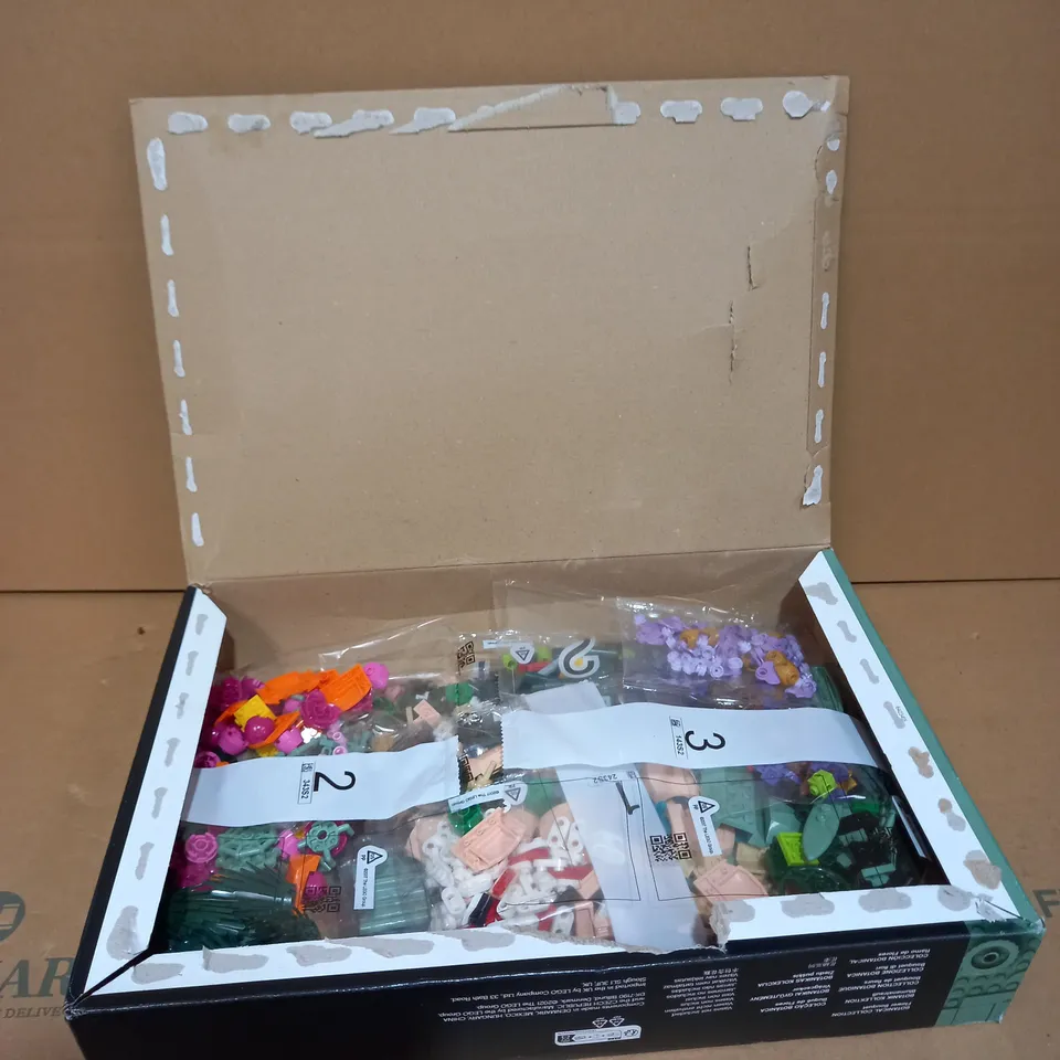 LEGO CREATOR FLOWER BOUQUET SET 10280 RRP £55