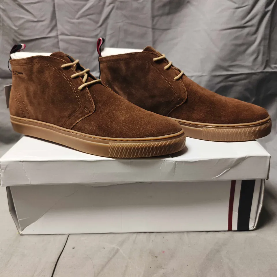 BOXED PAIR OF BEN SHERMAN SHOES IN BROWN SIZE 10