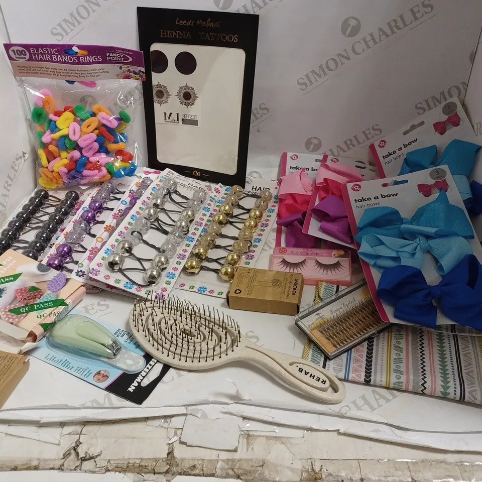 LOT OF APPROX 20 ASSORTED HEALTH AND BEAUTY PRODUCTS TO INCLUDE KIDS HAIR CLIPS AND HAIR TIES, HENNA STICKER