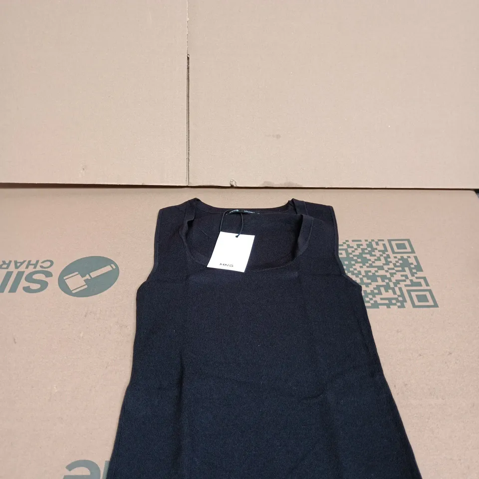 MANGO SMALL SLEEVELESS BLACK TOP TAGGED
