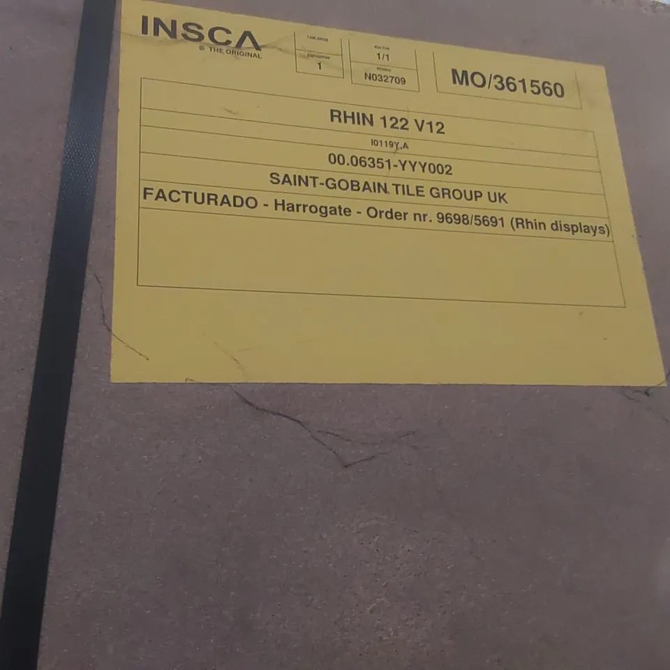 PALLET CONTAINING COMMERCIAL DISPLAY UNIT PARTS