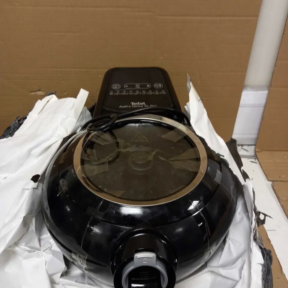 TEFAL ACTIFRY GENIUS HEALTH AIR FRYER