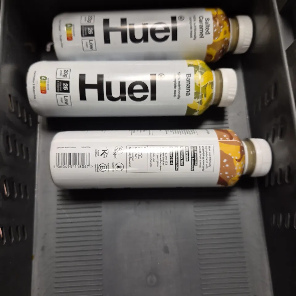 APPROXIMATELY 8 ASSORTED FOOD/DRINK PRODUCTS TO INCLUDE HUEL DRINKS, GLUTEN FREE PASTA, HOTEL CHOCOLAT SELECTION ETC 