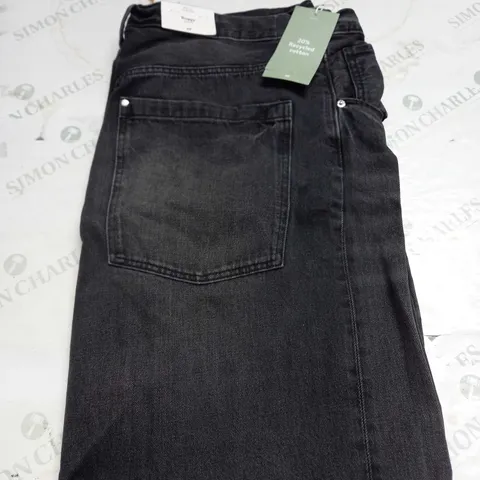 MEN H&M BAGGY FIT LOOSE JEANS - SIZE 36/32