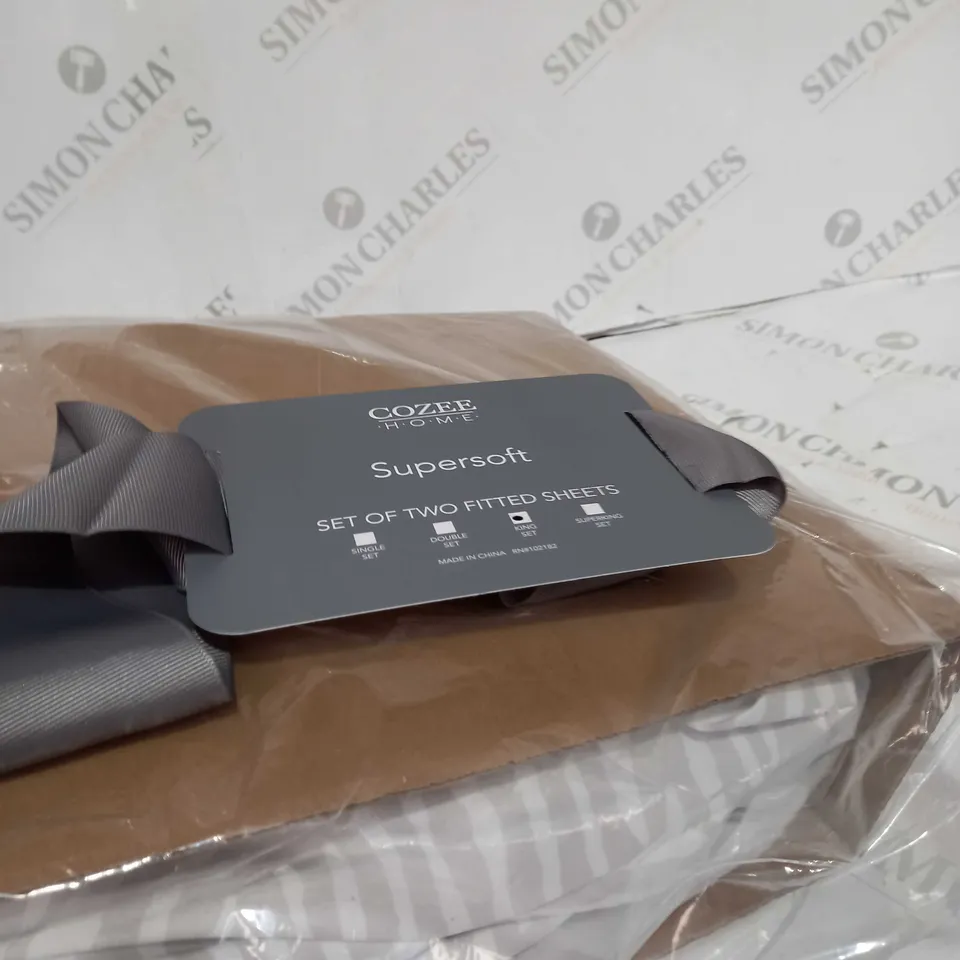 SUPERSOFT BY COZEE HOME SET OF 2 PRINT AND SOLID FITTED SHEET