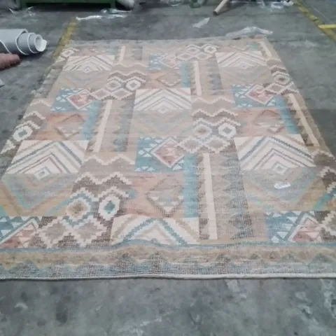 QUALITY DESIGNER AREA RUG - APPROXIMATELY 291X200