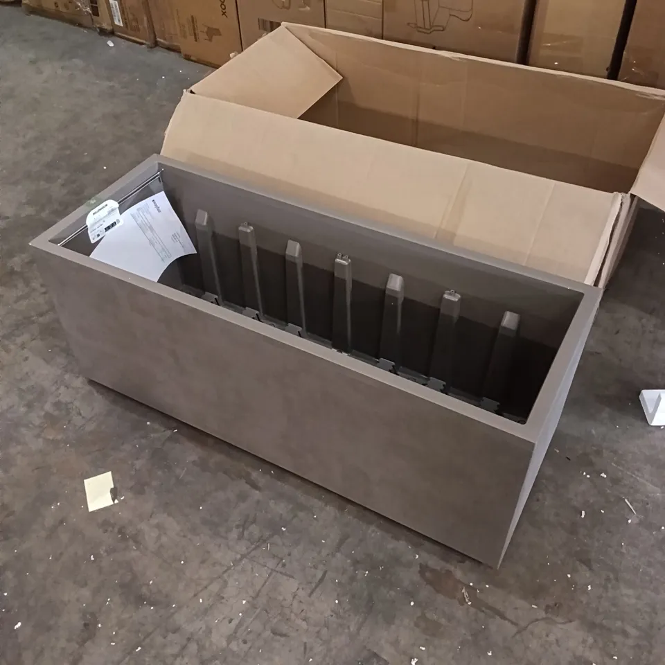 BOXED PEROMA MILLENNIUM SERIES SQUARE PLANTER - MATTE GREY (1 BOX)