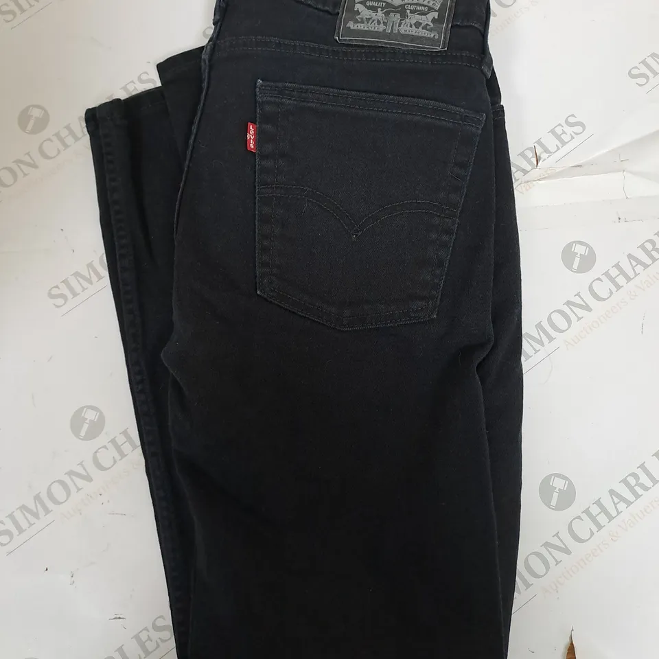 LEVIS STRAUSS DENIM JEANS SIZE UNSPECIFIED