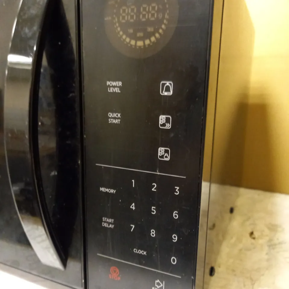 HOOVER CHEFVOLUTION HMW25STB-UK 25 L 900 W DIGITAL MICROWAVE 