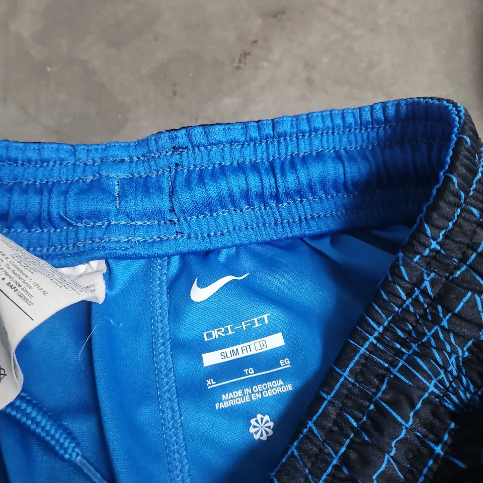 CHELSEA FC NIKE DRI-FIT SLIM FIT SHORTS – BLUE/BLACK GRID, SIZE XL