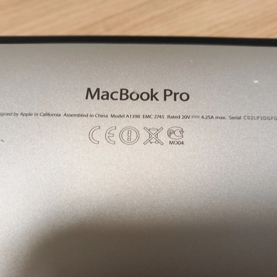 APPLE MACBOOK PRO (A1398 MID 2014)