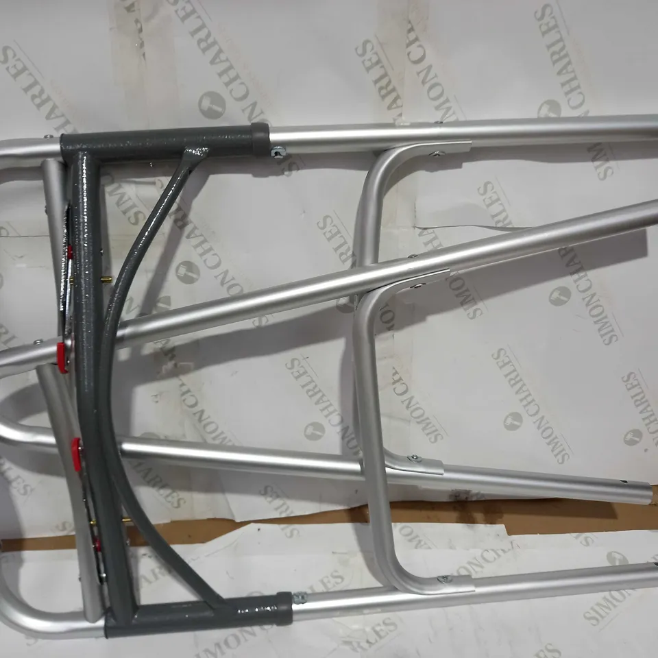 DRIVE DEVILBISS HEALTHCARE FOLDING LIGHTWEIGHT ALUMINIUM WALKING FRAME (COLLECTION ONLY)