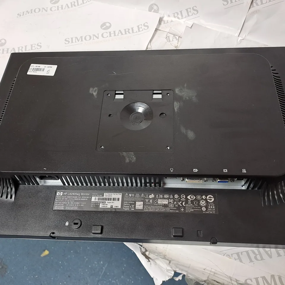 HP 24" LCD MONITOR MODEL LA2405WG SERIAL #CN413201C9