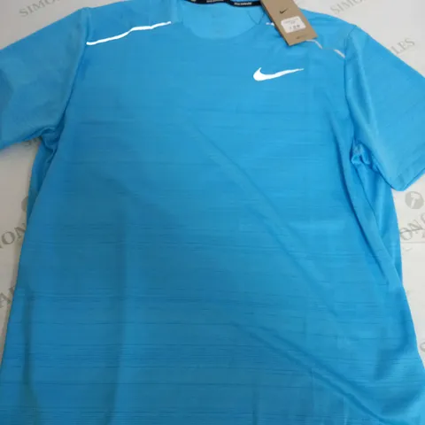 NIIKE RUNNING DRI FIT IN BLUE - MEDIUM
