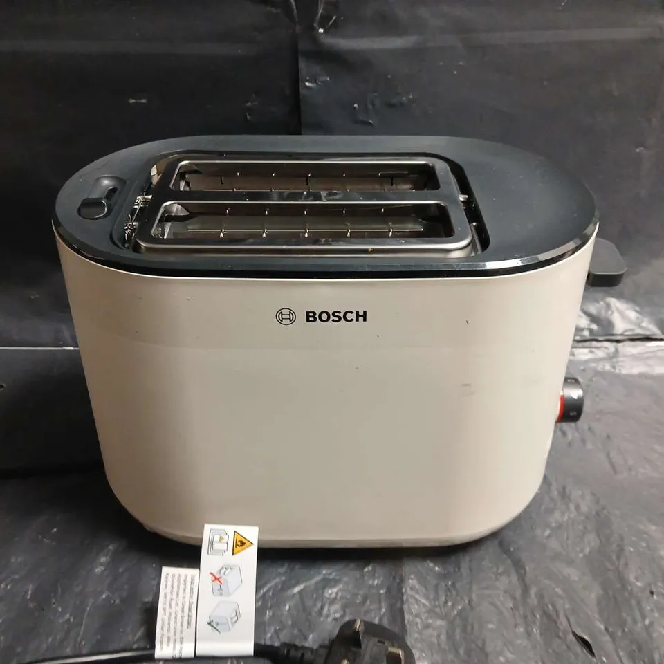 BOSCH 2-SLICE TOASTER – CREAM WITH CHROME INTERIOR