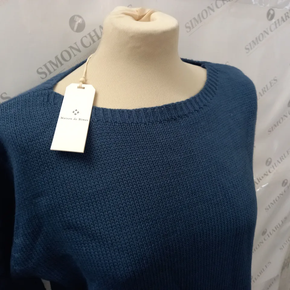 MAISON DE NIMES BOBBLE DETAIL JUMPERS - M/L