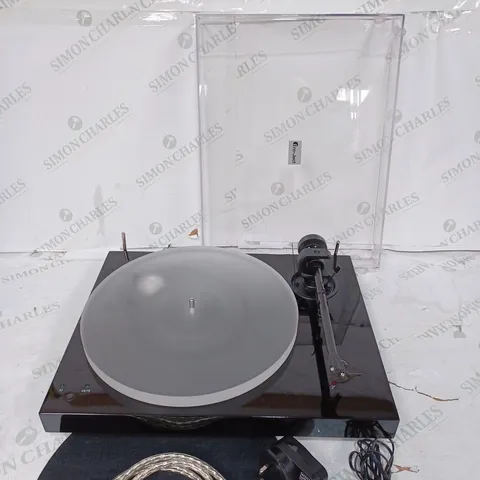 PROJECT X1B HIGH GLOSS BLACK TURNTABLE