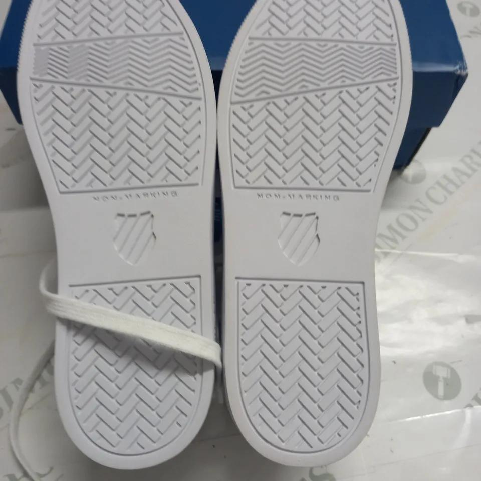 BOXED PAIR OF K-SWISS COURT FRASCO LEATHER TRAINERS IN WHITE - 6
