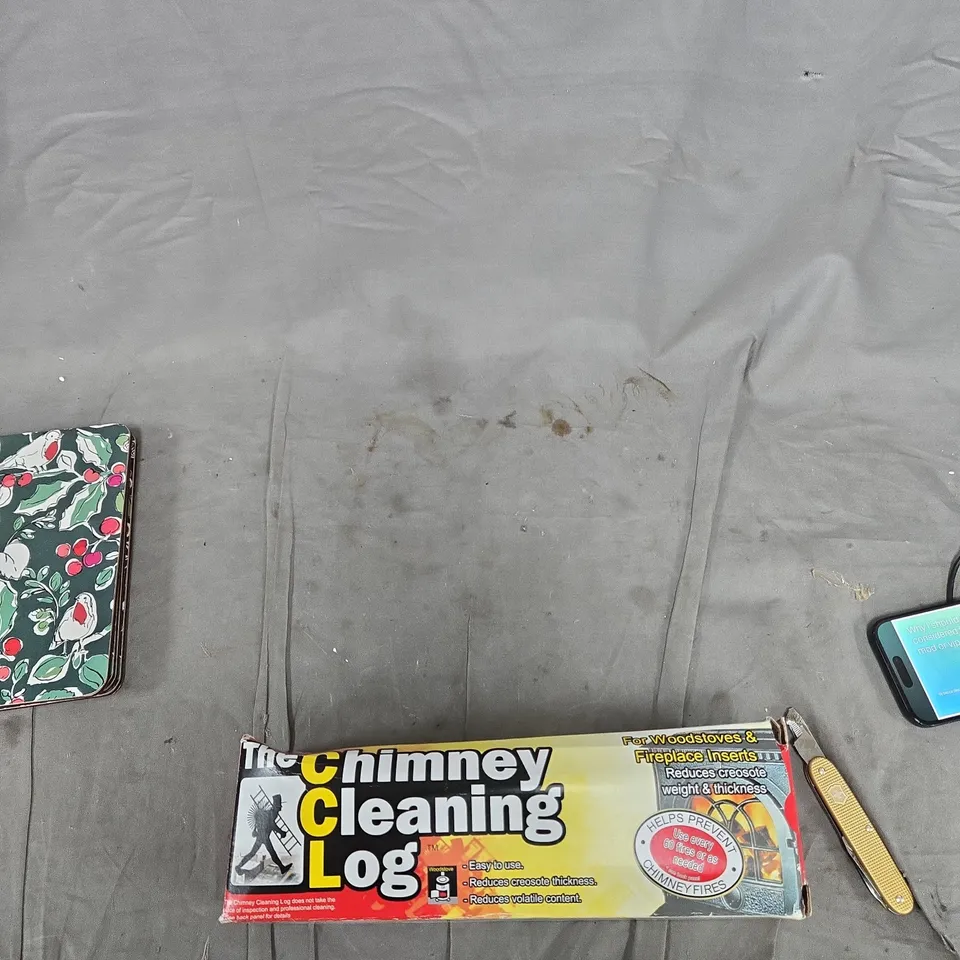 BOX OF APPROXIMATELY 14 ASSORTED ITEMS TO INCLUDE: PLACEMATS AND CHIMNEY CLEANING LOG