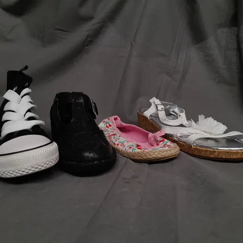 BOX OF APPROX 25 ASSORTED KIDS SHOES IN VARIOUS SIZES & COLOURS