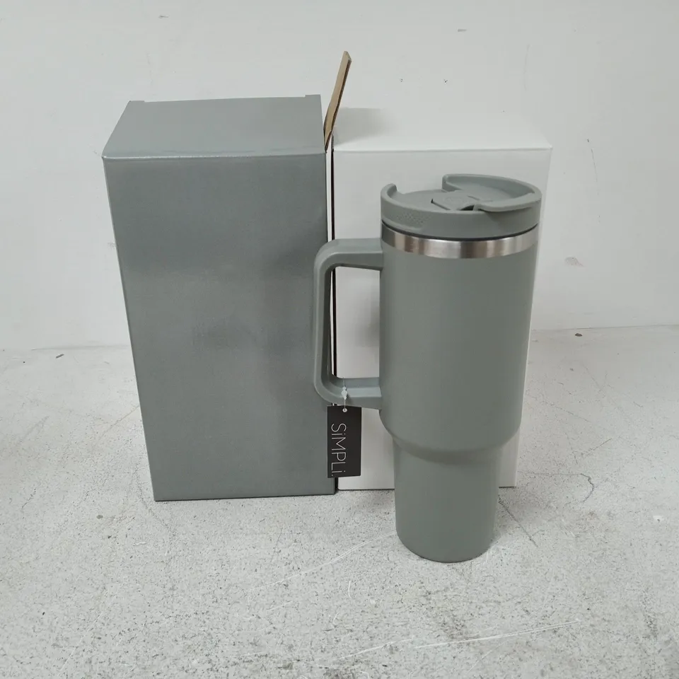 SET OF TWO 1.2L STAINLESS STEEL TUMBLERS WITH STRAWS