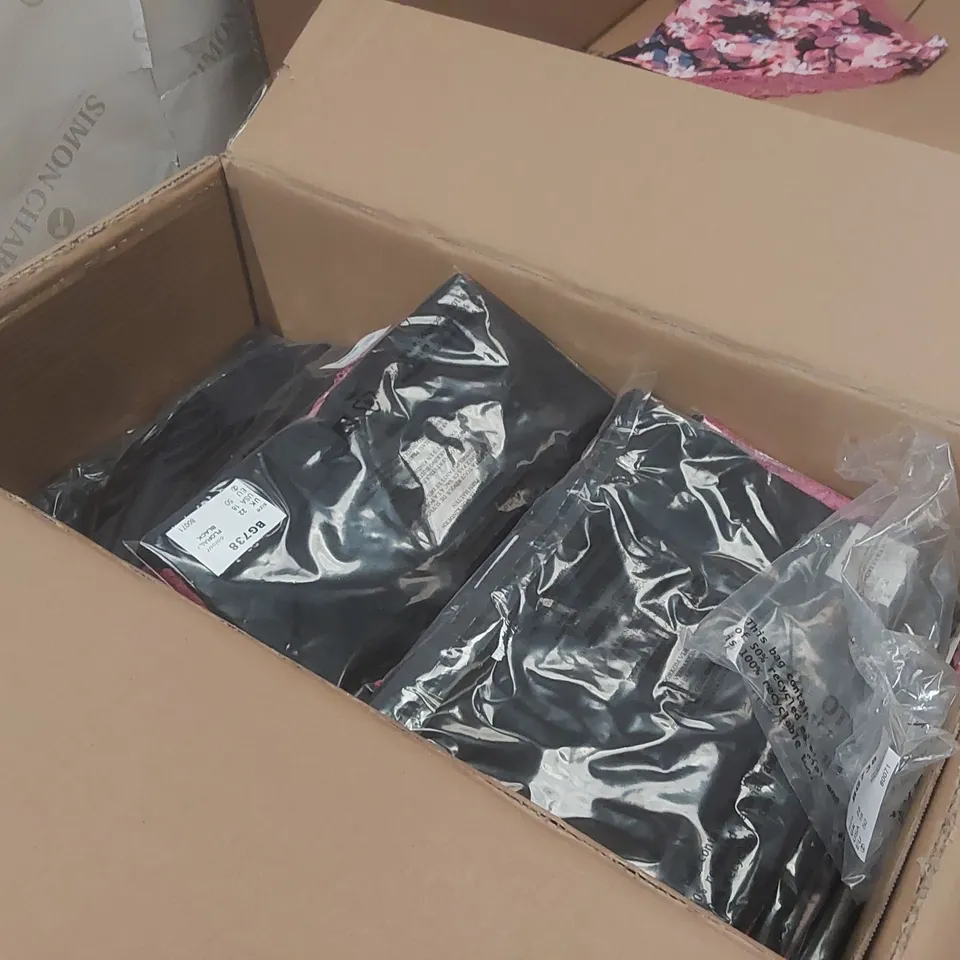 BOX CONTAINING APPROXIMATELY 30x PAIRS OF BRAND NEW SIMPLY BE ADRIANNE MIDI BRIEFS
