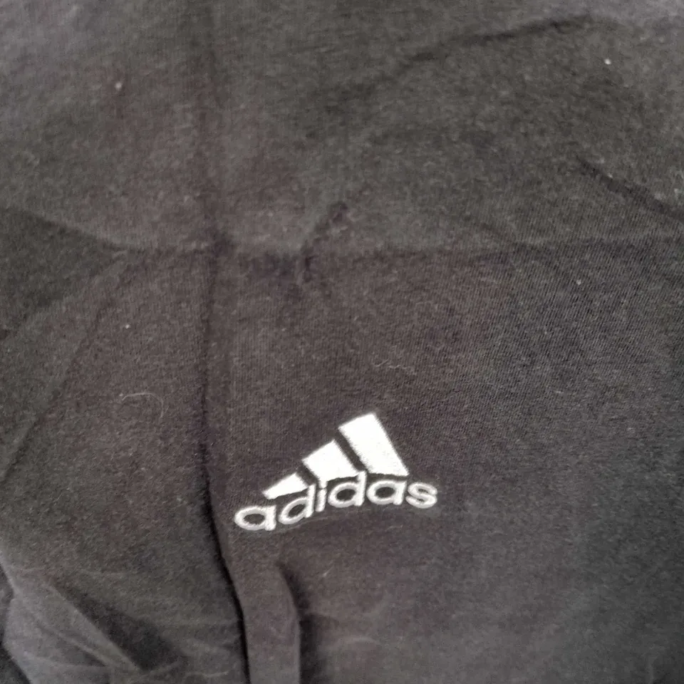 ADIDAS BLACK T-SHIRT WITH WHITE STRIPES – SIZE L