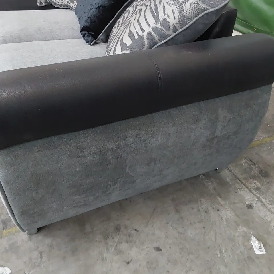 DESIGNER TWO SEATER SOFA WITH SCATTER CUSHIONS BLACK FAUX LEATHER & GREY FABRIC