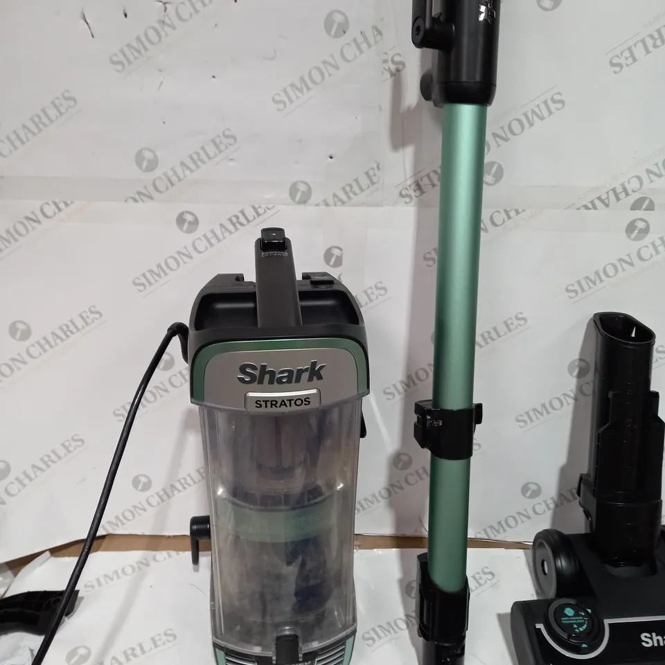 SHARK STRATOS UPRIGHT VACUUM CLEANER WITH PET-TOOL & CAR KIT NZ860UK - COLLECTION ONLY