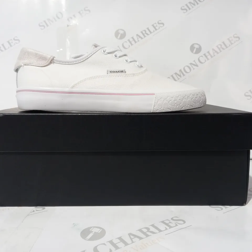 BOXED PAIR OF COACH SHOES IN WHITE UK SIZE 4